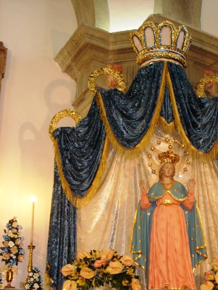 Statua della Madonna della Libera Forio